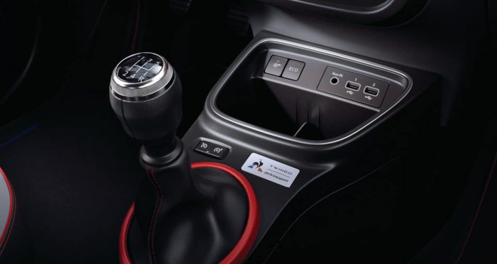 Renault legt limitierte Twingo Edition "le coq sportif" 2 RENAULT TWINGO „LE COQ SPORTIF”