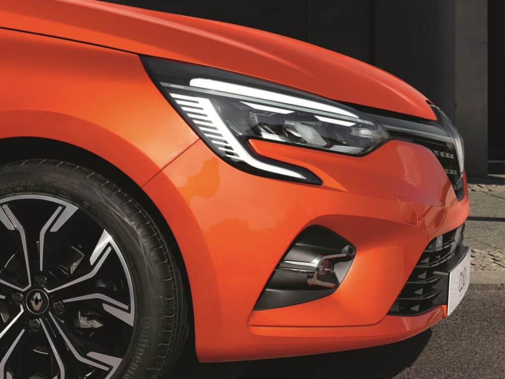Weltpremiere auf dem Genfer Autosalon: Neuer Renault Clio 2 Renault Clio 2019