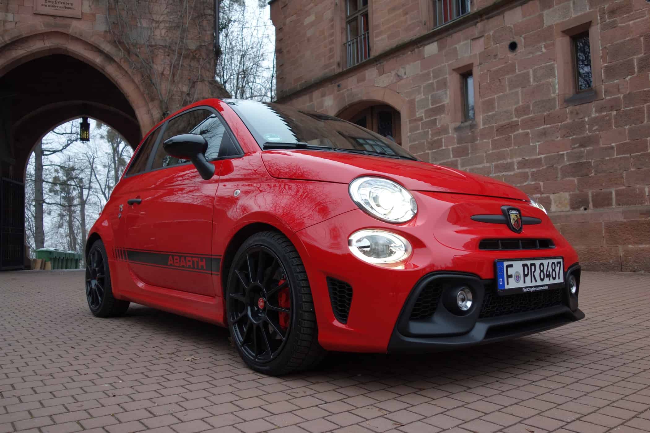 Abarth 595 Competizione – Der Schärfste seiner Art 27 Abarth 595 Competizione