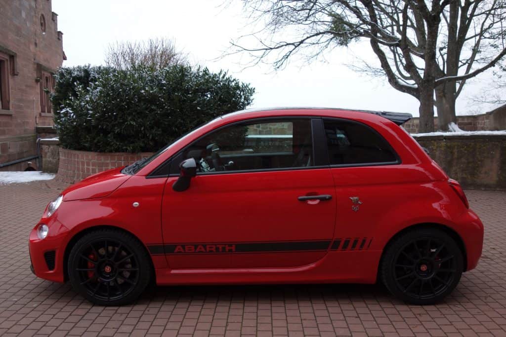 Abarth 595 Competizione – Der Schärfste seiner Art 8 Abarth 595 Competizione
