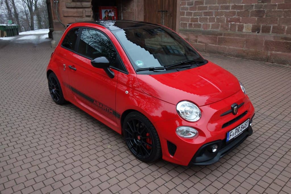 Im Abarth 595 Competizione (180 PS) auf Hasenjagd - Fahrbericht im Video 11 der-Autotester