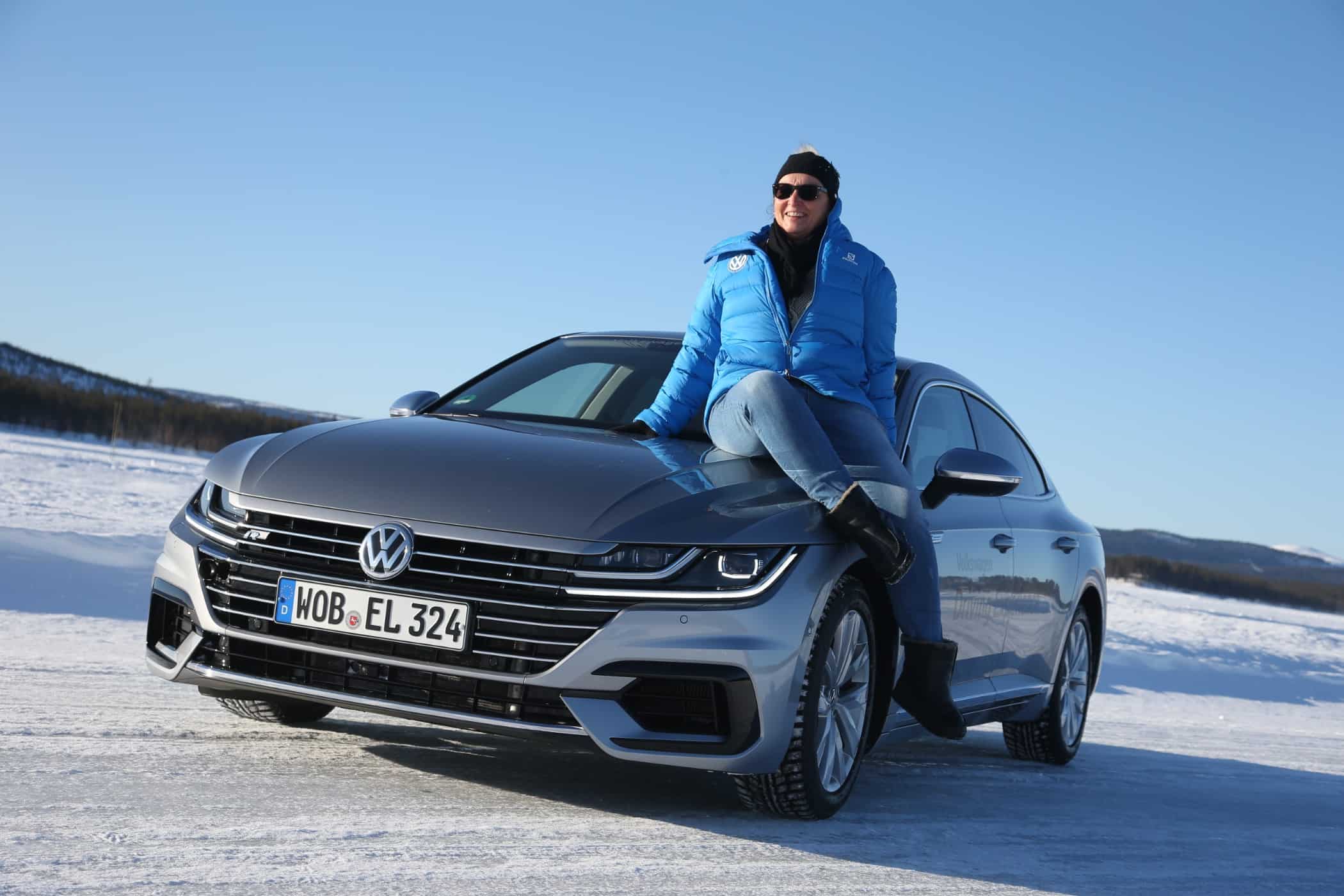 Darf ich bitten: Ein Tänzchen mit dem Arteon auf dem Eis 9 Mit dem Arteon auf Eis, Cornelia Weizenecker