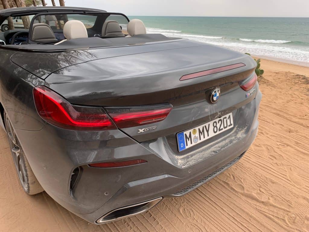 Das BMW 8er Cabrio: Sportliches Offenfahren im Luxus-Segment 8 BMW 8er Cabrio