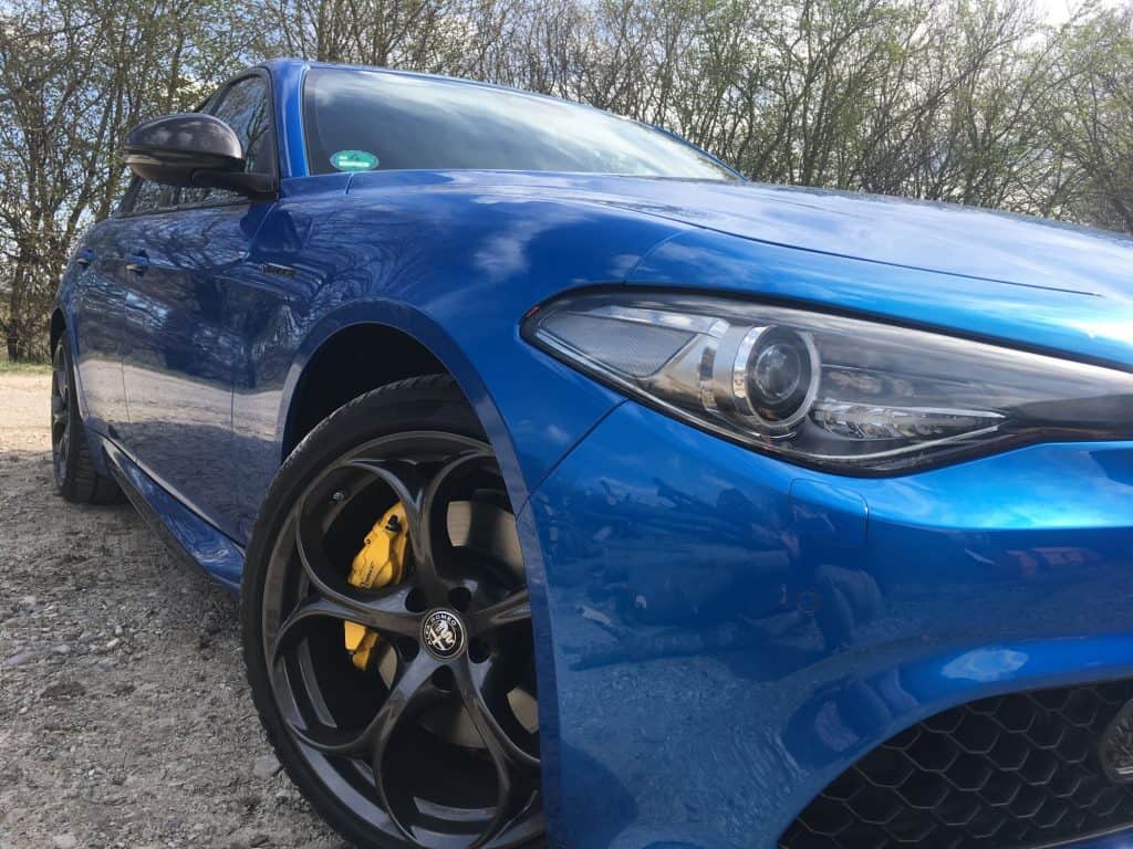 Alfa Romeo Giulia - Lieblingslimousine aus dem Auto-Quartett 10 Alfa Romeo Giulia Veloce Ti 2.0 Turbo AT8-Q4