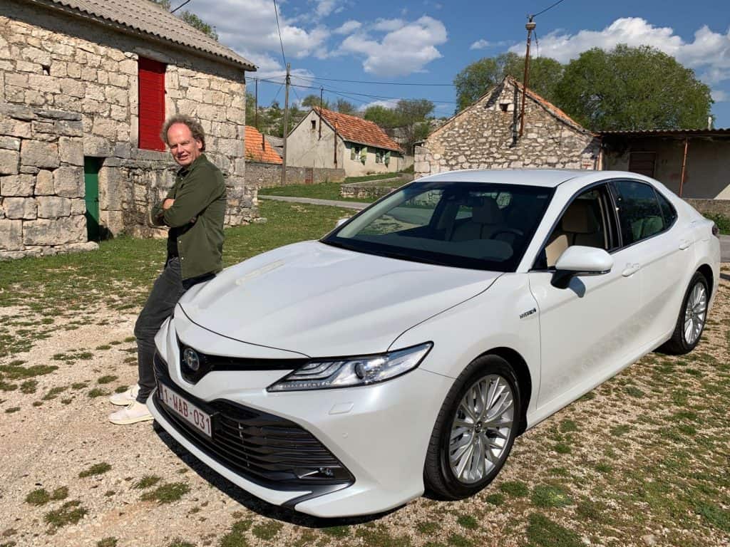 Toyota legt den Camry neu auf: Mittelklasse-Limousine für Preissensible 9 Toyota Camry, Dr Friedbert Weizenecker