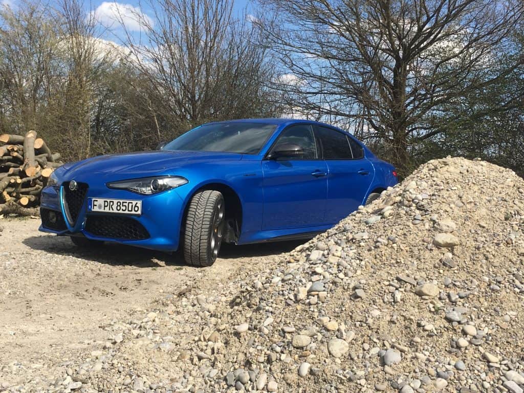 Alfa Romeo Giulia - Lieblingslimousine aus dem Auto-Quartett 7 Alfa Romeo Giulia Veloce Ti 2.0 Turbo AT8-Q4