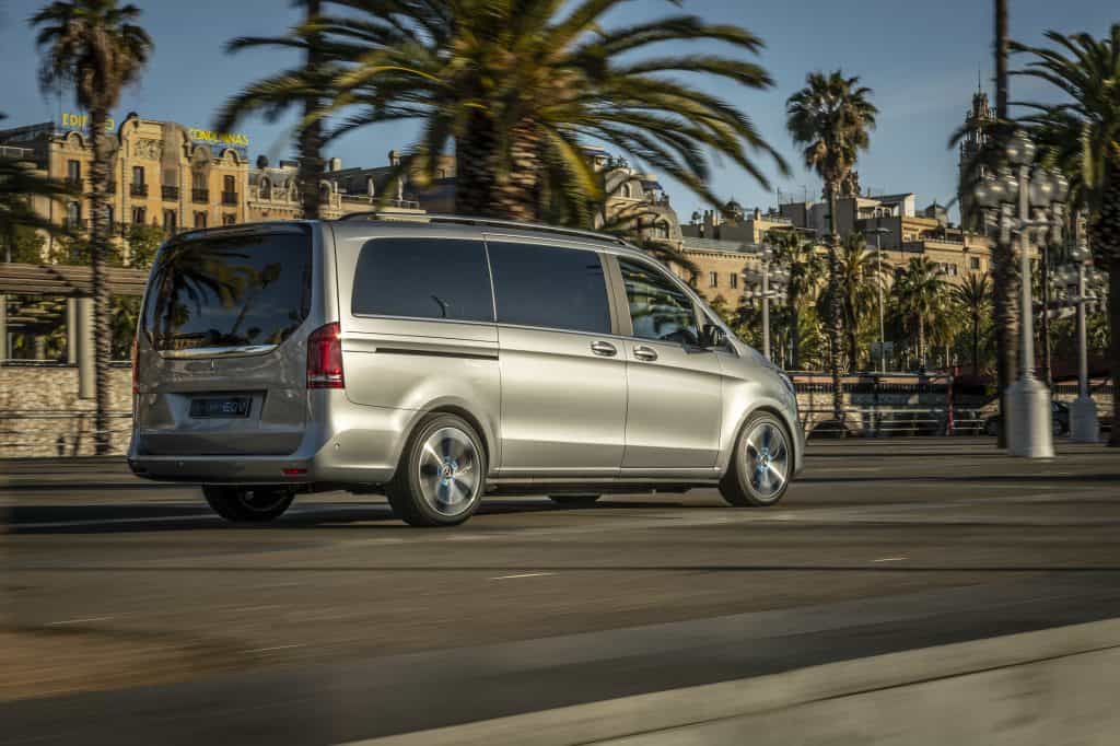 Erste vollelektrische Fahrt im Mercedes-Benz Concept EQV 3 Mercedes-Benz Concept EQV, 2019