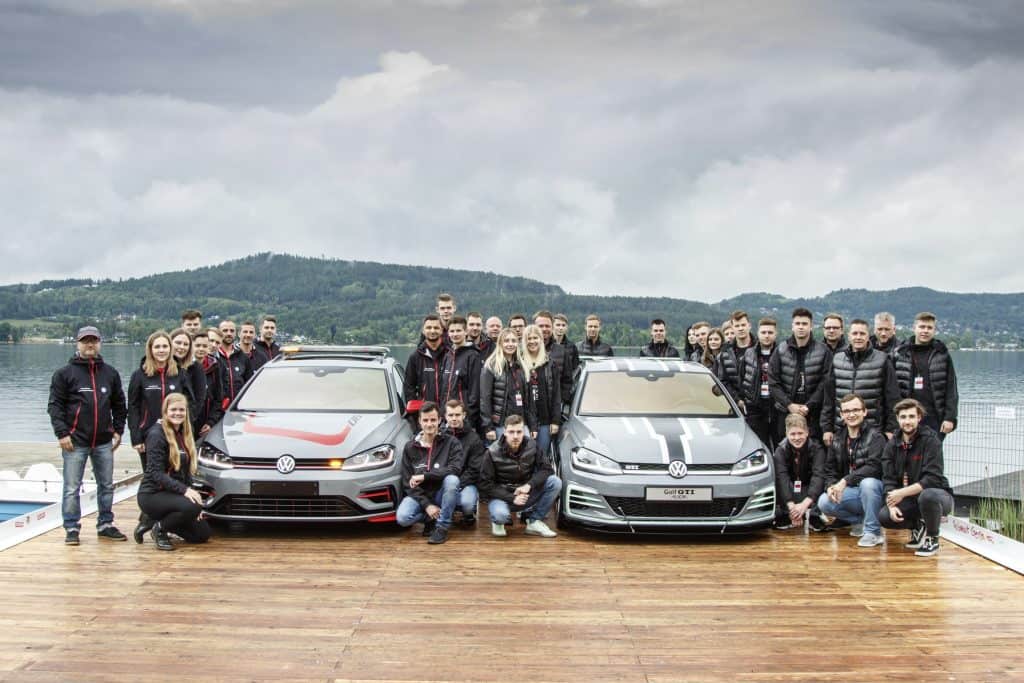 Golf-Showcars Aurora und FighteR beim GTI-Treffen am Wörthersee 2 Golf-Showcars Aurora und FighteR beim GTI-Treffen am Wörthersee