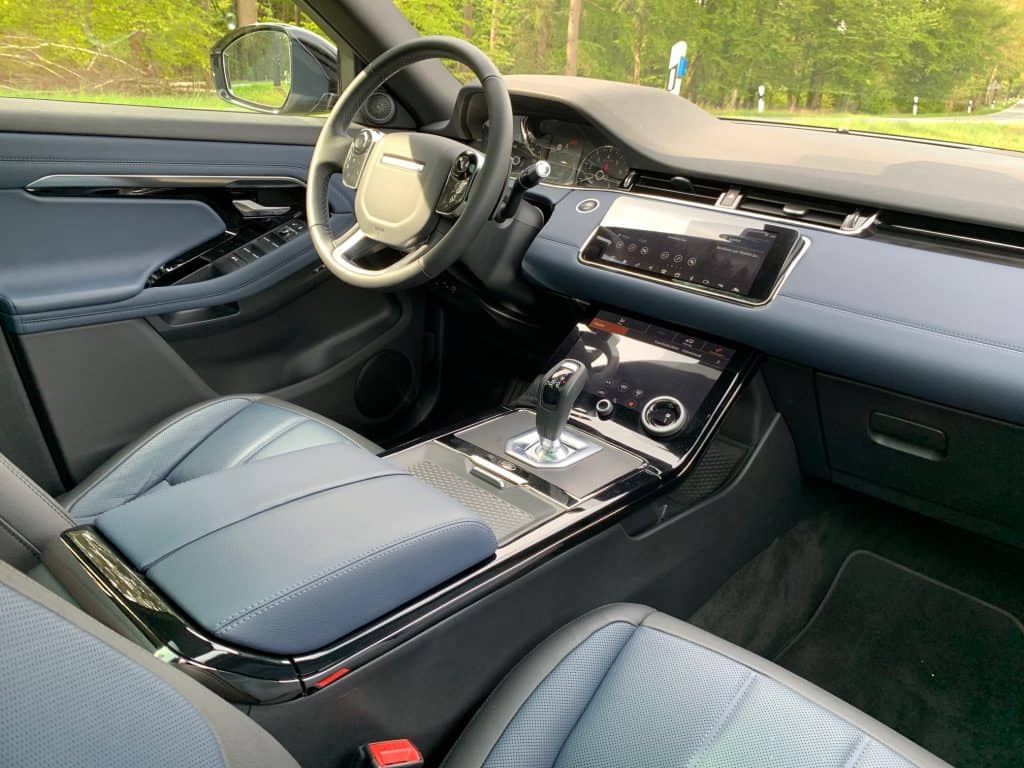 Neuer Evoque trägt nun das Range Rover Familiengesicht 2 Range Rover Evoque