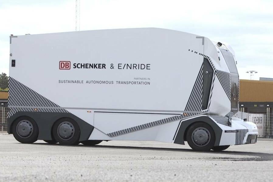 DB Schenker erprobt fahrerlosen Elektro-Lkw 8 Einride T-Pod von DB Schenker.