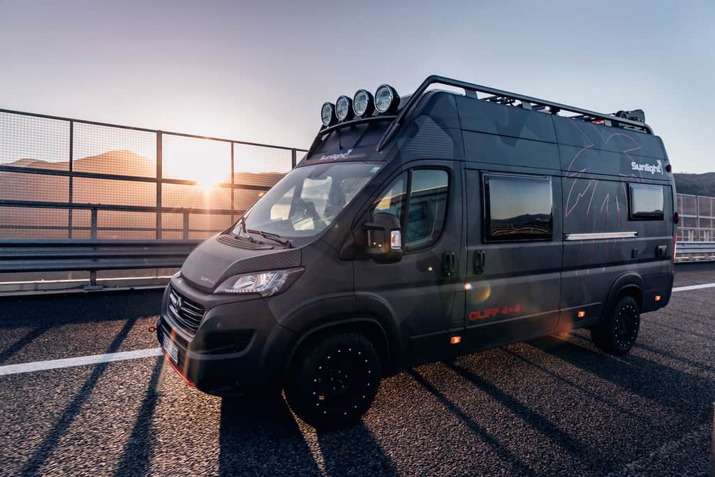 Sunlight 2019: Mut zum Adventure Van? 32 Sunlight Cliff 4x4 Adventure Van.