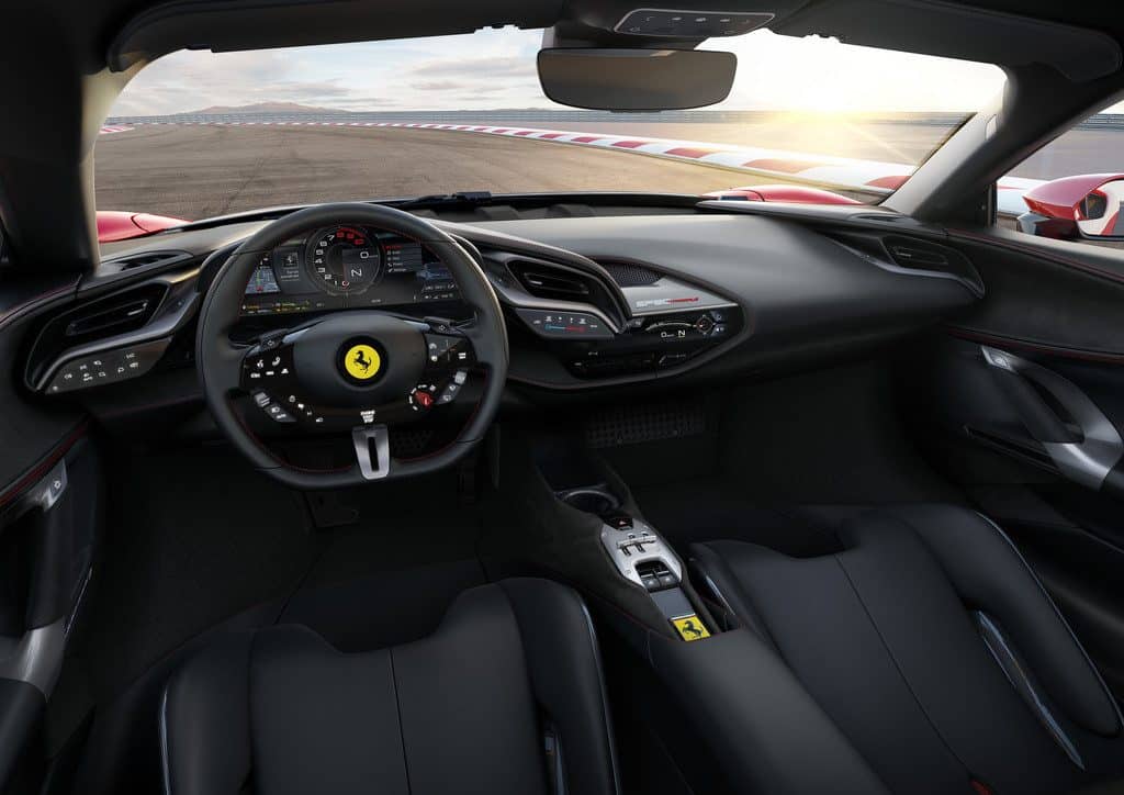 SF 90 Stradale: Ferrari mit Steckdose mobilisiert 1000 PS 2 Ferrari SF 90 Stradale, Lenkrad