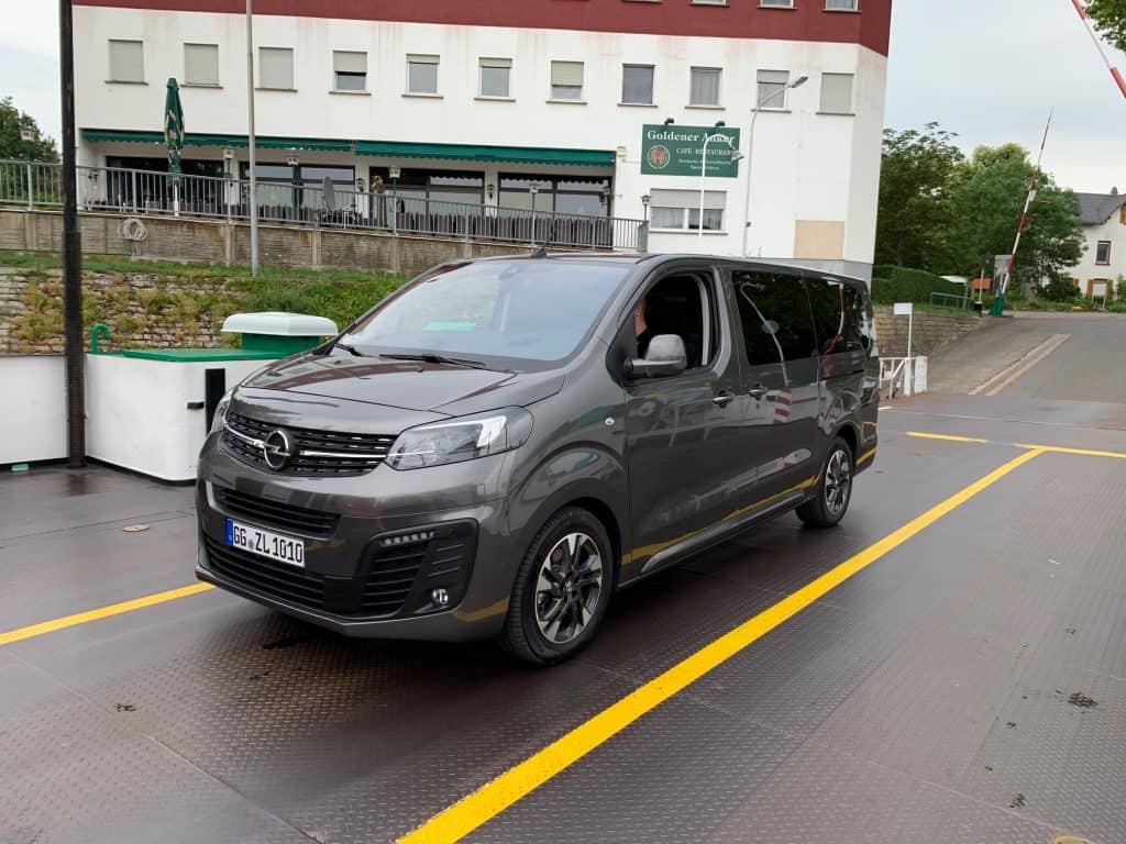 Opel kommt mit einem Volksbus - Zafira Life 17 Opel Zafira Life