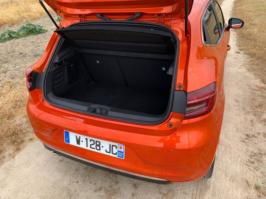 Tête-à-tête mit dem neuen Renault Clio 12 Renault Clio 2019, Gepäckraum