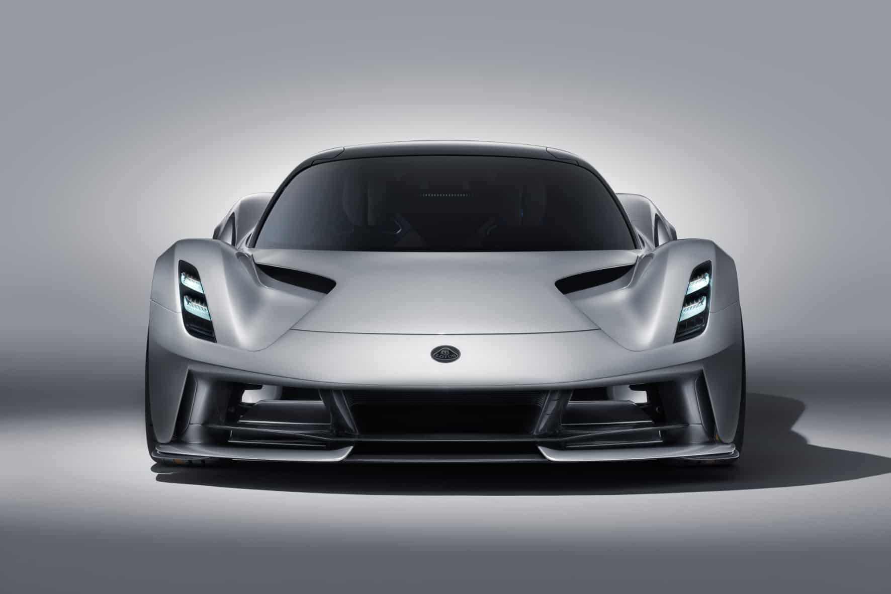 E-Lotus mit 2.000 PS 7 Limitiert auf 130 Exemplare: der elektrische Lotus Evija.