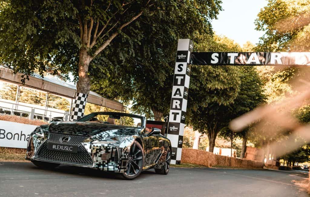 Das Lexus LC Cabriolet wird gebaut 6 Lexus LC Cabrio getarnt