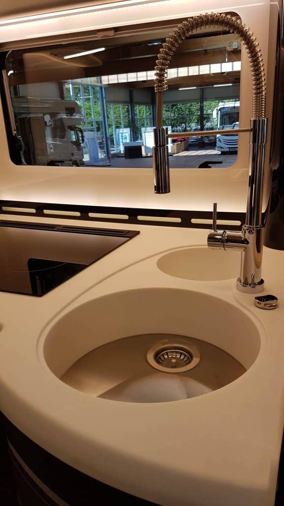 Caravan Salon: Concordes Spitzenklasse für Einsteiger 3 Concorde Centurion 860 LI