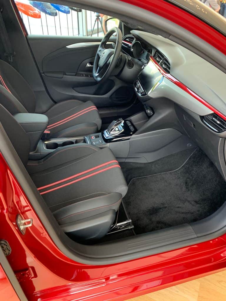 Der neue Corsa bleibt optisch ein wahrer Opel 3 Opel Corsa 2020