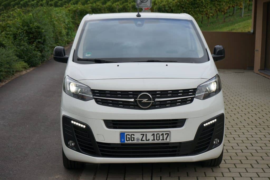 Opel Zafira Life - Der wahre Familien-Van 18 Zafira Life - Der Opel Volksbus