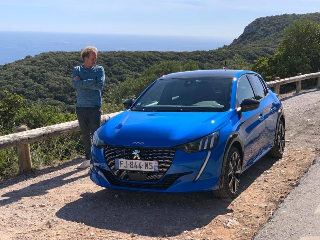 Peugeot legt den 208 neu auf 13 Peugeot 208