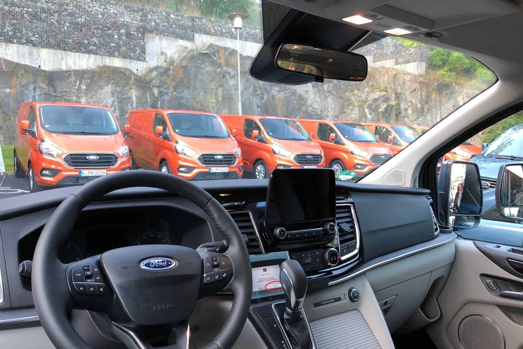 Zulassungszahlen: Minivans legen deutlich zu 8 Plug-in-Technik in Ford Transit & Tourneo
