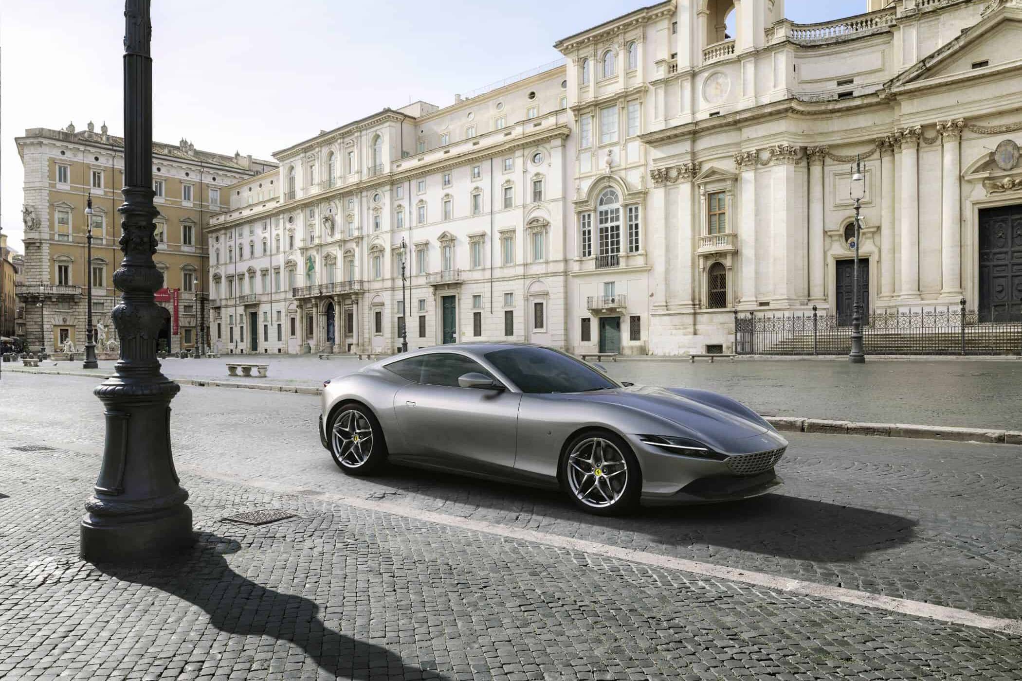 Neues Ferrari Roma "Prancing Horse" V8 Coupé 7 Neuer Ferrari Roma