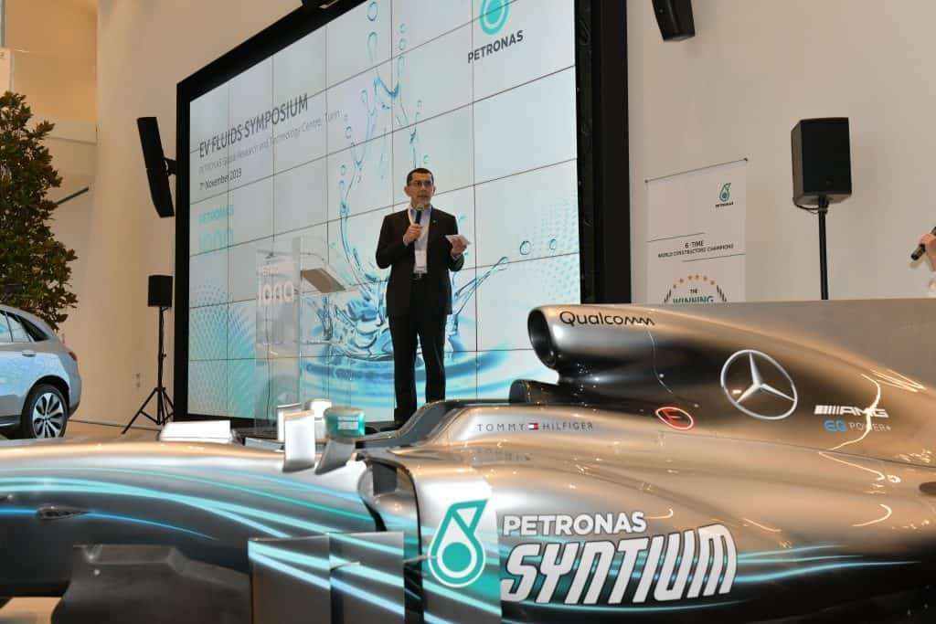 Petronas: Symposium für Elektrofahrzeuge in Turin 3 Petronas: Symposium für Elektrofahrzeuge in Turin