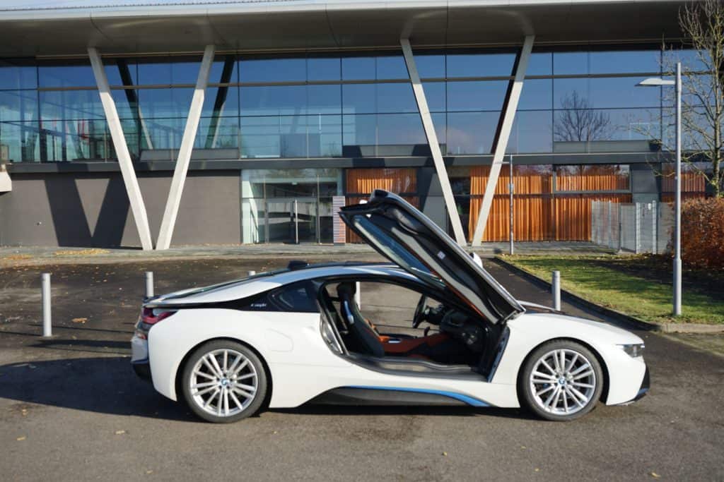 BMW i8 Coupé - Moderner Hybrid-Bayer im Test 5 BMW i8 Coupé 2019