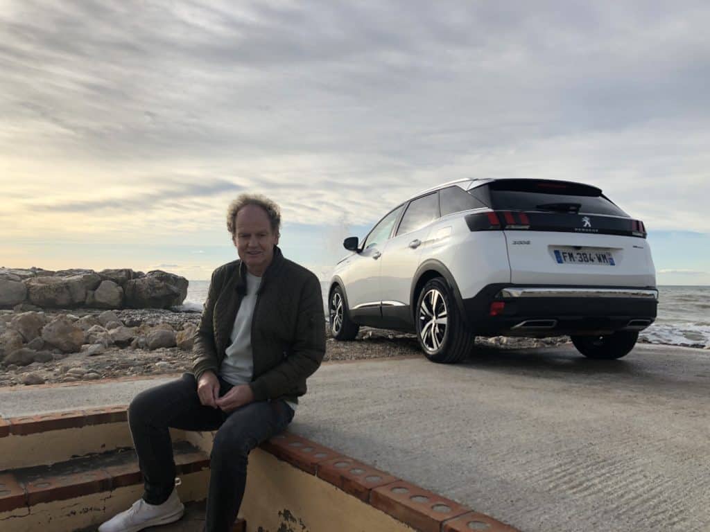 Neuer Peugeot 3008 Hybrid4 - die Kraft der 3 Herzen 20 Peugeot 3008 Hybrid4