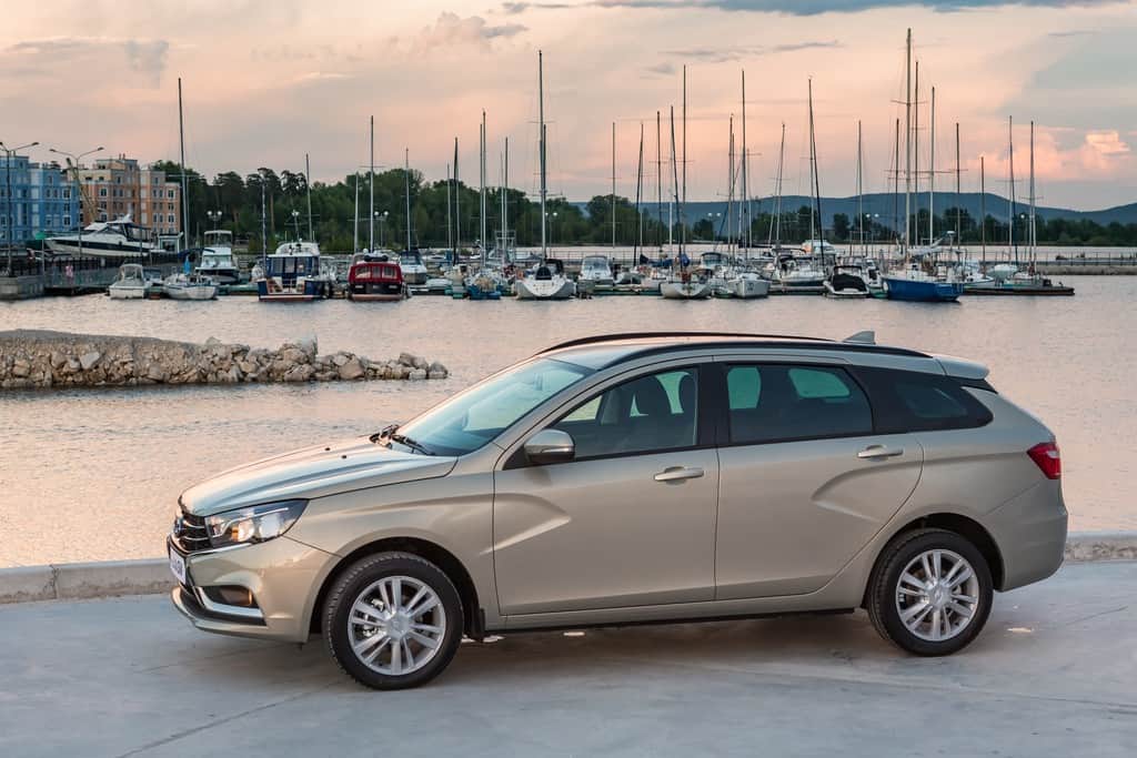 Lada Vesta SW wird 2000 Euro günstiger 7 Lada Vesta SW wird 2000 Euro günstiger