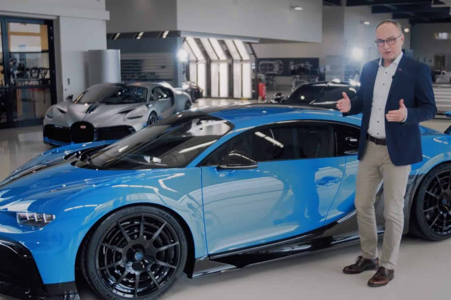Bugatti inszeniert den Chiron Pur Sport online 3 Technik-Chef Stefan Ellrott beschreibt alle Finessen des Bugatti Chiron Pur Sport. © Bugatti