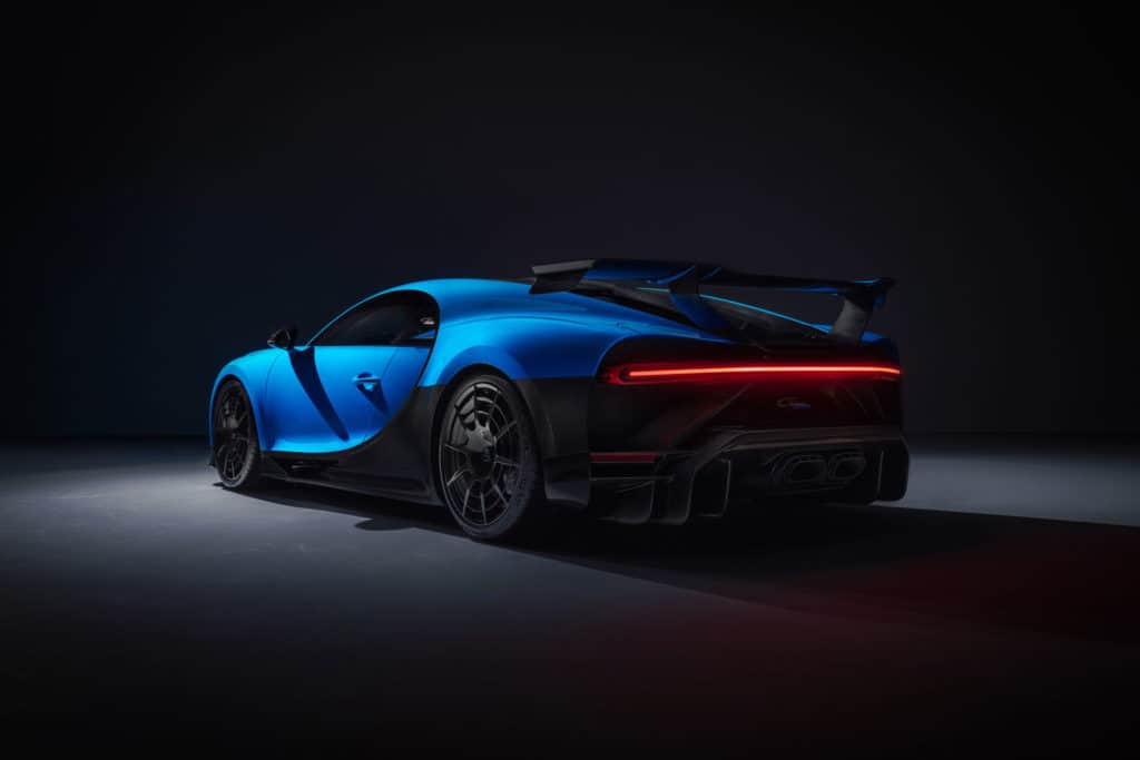 Bugatti inszeniert den Chiron Pur Sport online 3 Bugatti inszeniert den Chiron Pur Sport online