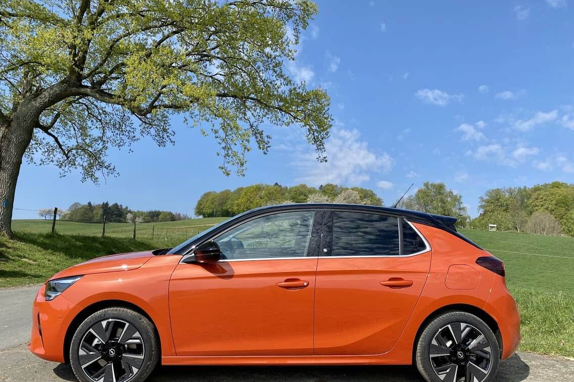 Der beliebteste Kleinwagen ist der Opel Corsa 9 Opel Corsa-e (2020)