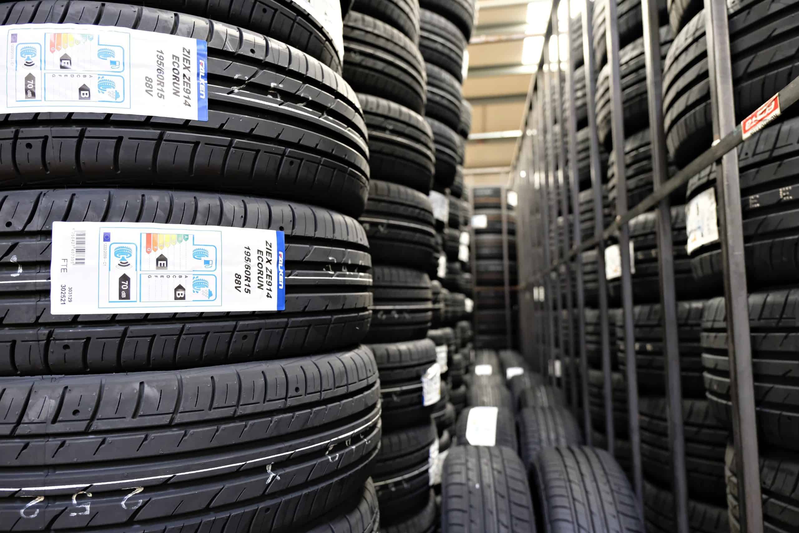 Nix für Schnüffler: Geruchsarme Reifen 5 Warehouse Falken