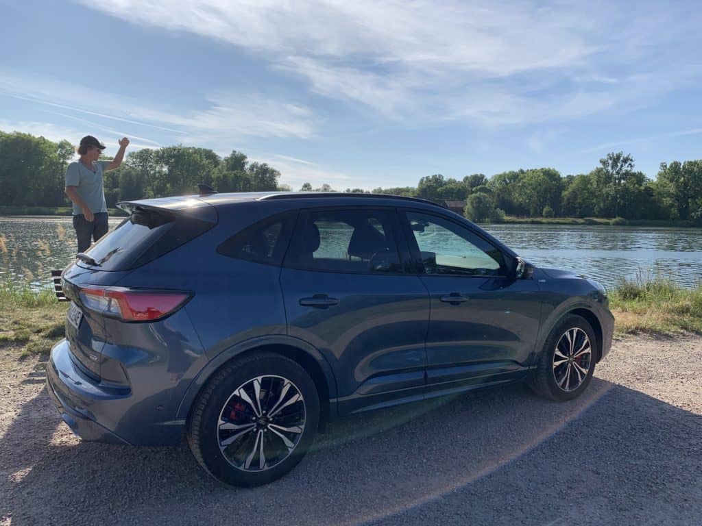 Ford Kuga mit Plug-in Hybrid (2020) - Zukunftstauglichkeit inklusive 13 Ford Kuga mit Plug-in Hybrid-Antrieb (2020) - Zukunftstauglichkeit eingebaut