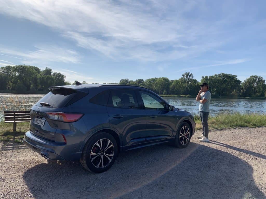 Ford Kuga mit Plug-in Hybrid (2020) - Zukunftstauglichkeit inklusive 18 Ford Kuga (2020) mit Plug-in-Hybrid-Antrieb