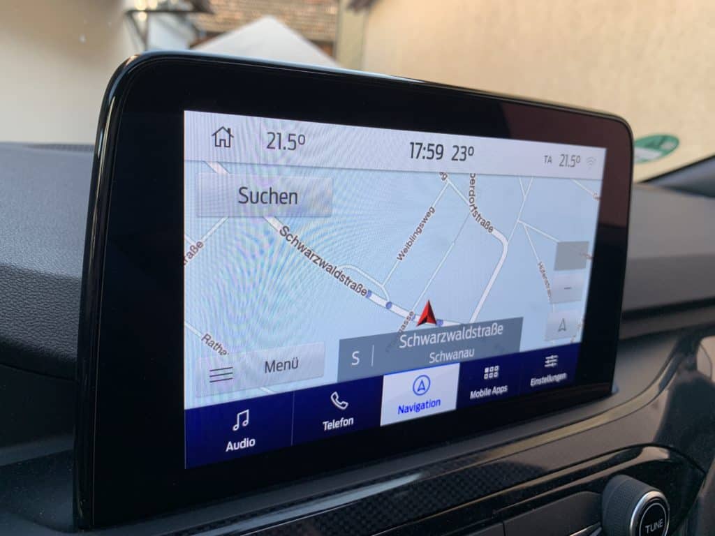 Ford Kuga mit Plug-in Hybrid (2020) - Zukunftstauglichkeit inklusive 7 Ford Kuga mit Plug-in Hybrid-Antrieb (2020) - Zukunftstauglichkeit eingebaut, Display