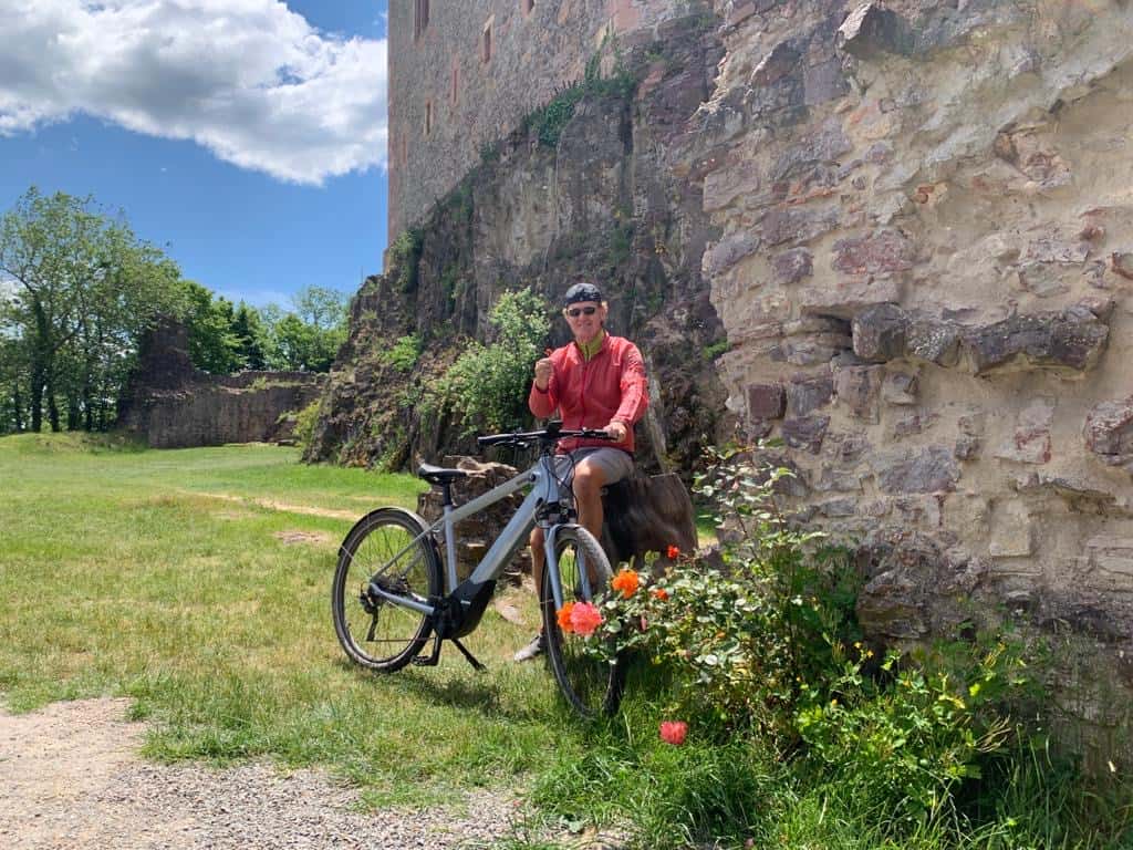 Der BMW unter den Allround E-Bikes 4 Wie verhindere ich taube Hände beim Radfahren?