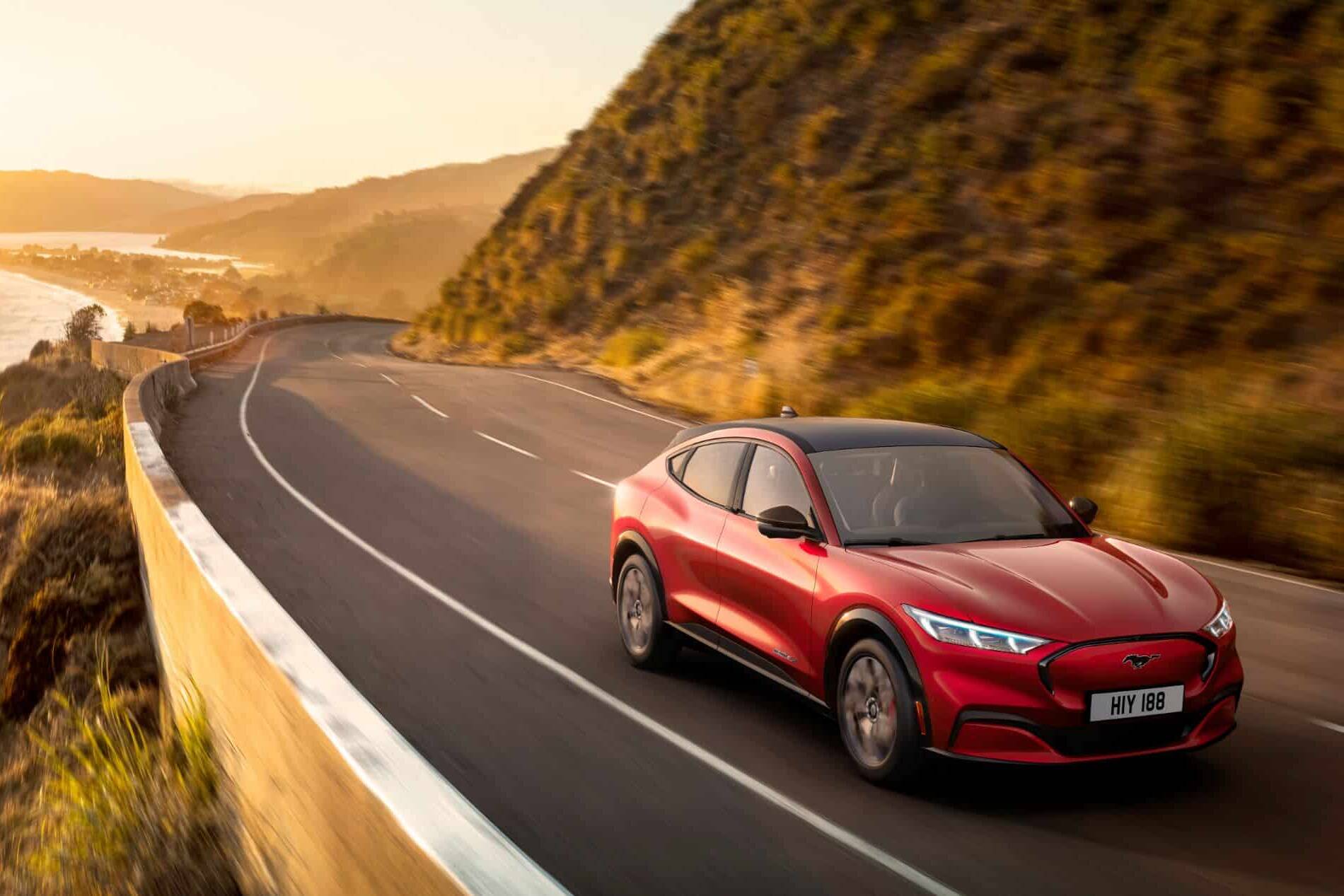 Neuer Ford Mustang Mach-E mit verbesserter Reichweiten-Genauigkeit 7 Neuer Ford Mustang Mach-E verbessert Reichweiten-Genauigkeit mittels Cloud