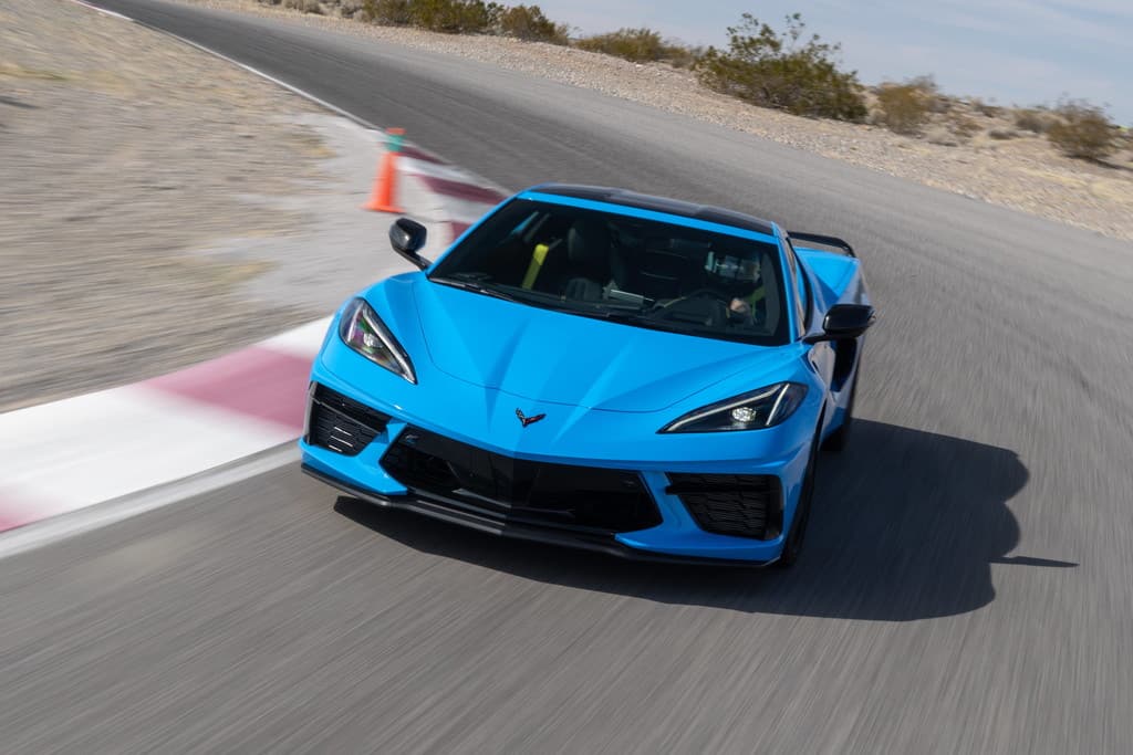 Die Corvette kehrt nächstes Jahr zurück 2 Chevrolet Corvette Stingray.