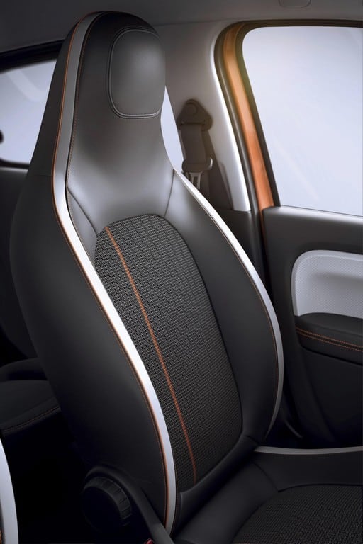 Der Twingo ZE startet im August 2020 mit dem Vibes 2 Renault Twingo ZE Vibes.