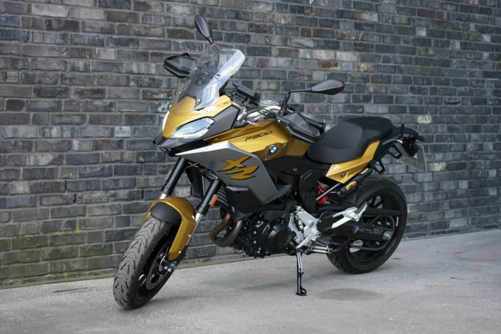 Die neue BMW F900XR (895ccm) - Flink, Agil, Kompakt, Temperamentvoll 18 Die neue BMW F900XR (895ccm)