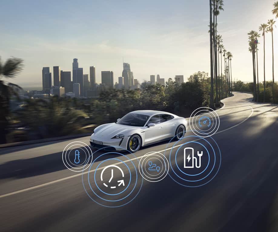 Porsche Taycan wird schneller und schlauer 1 Porsche Intelligent-Range-Manager im Tacan Turbo S.