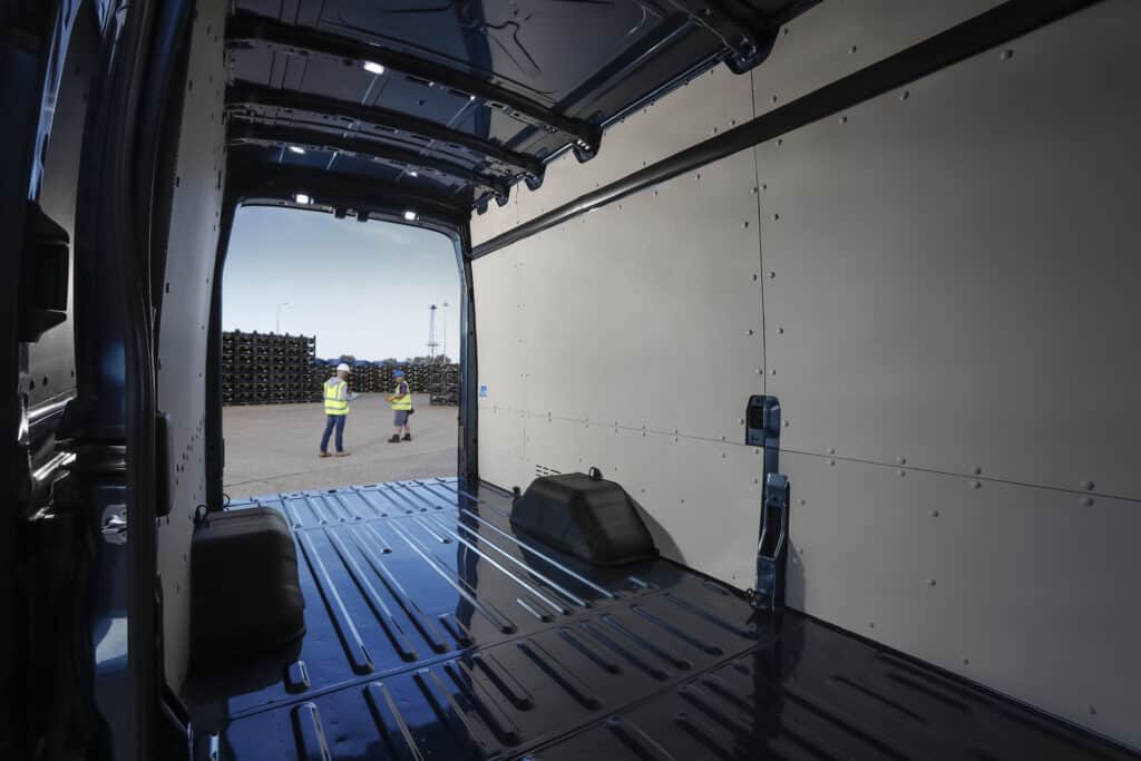Ford bringt den Transit als 5-Tonner mit höherer Nutzlast 2 Ford Transit als 5-Tonner