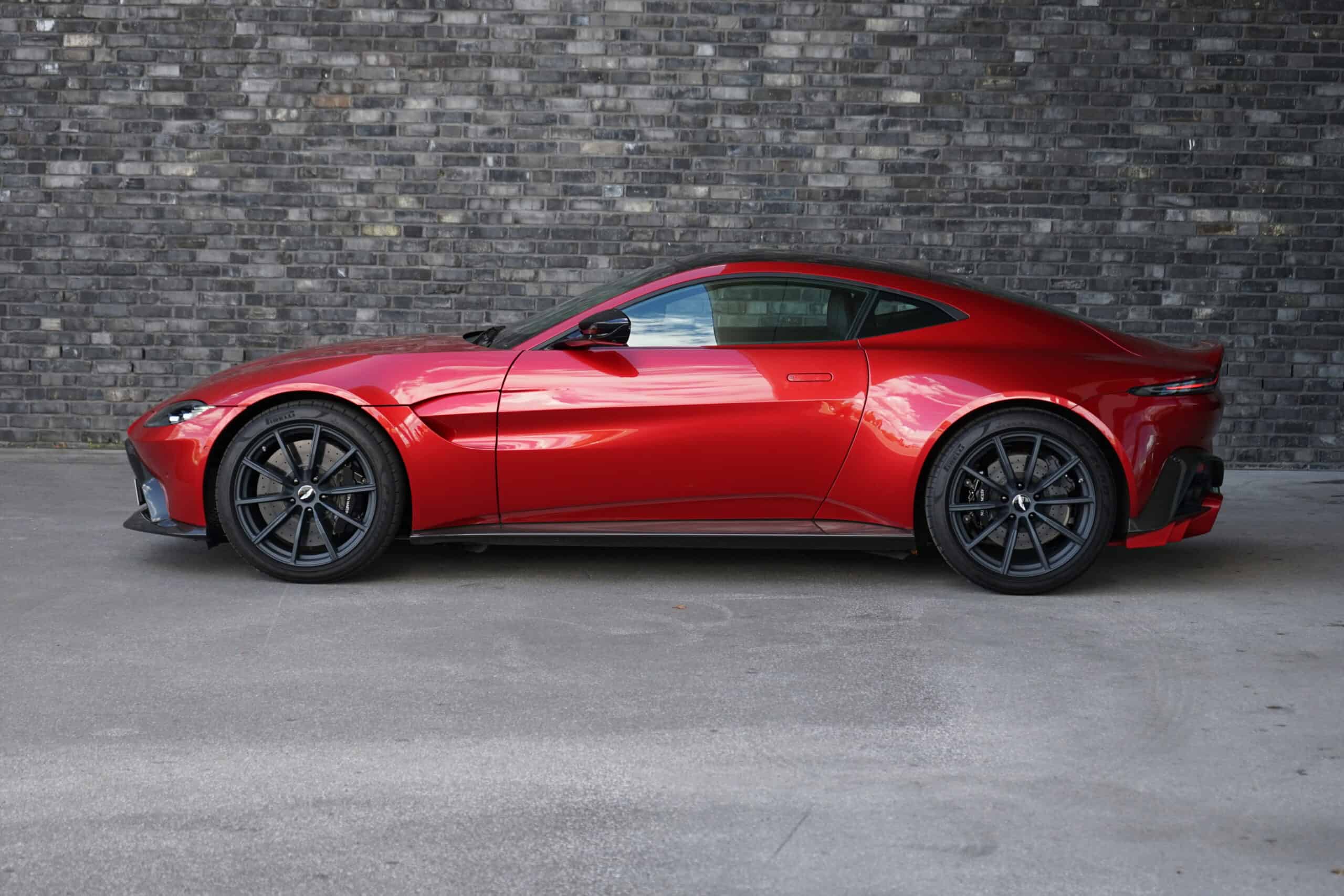 (2020) Aston Martin Vantage 4.0 V8 ( 510 PS ) - No Time to Die - Test I Sound I 007 4 (2020) Aston Martin Vantage 4.0 V8 ( 510 PS ) - No Time to Die - Test I Sound I 007