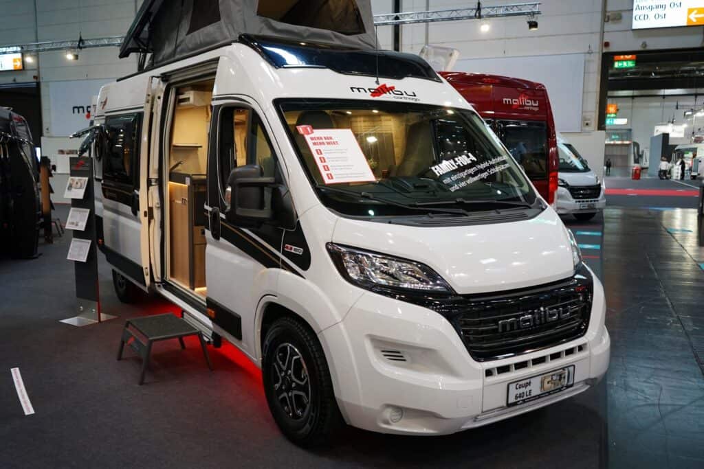 Malibu Van Family-for-4 mit GT Skyview - Malibu News 2021 - Malibu 640 Charming Coupé 1 Malibu Van Family-for-4 mit GT Skyview - Malibu News 2021 - Malibu 640 Charming Coupé