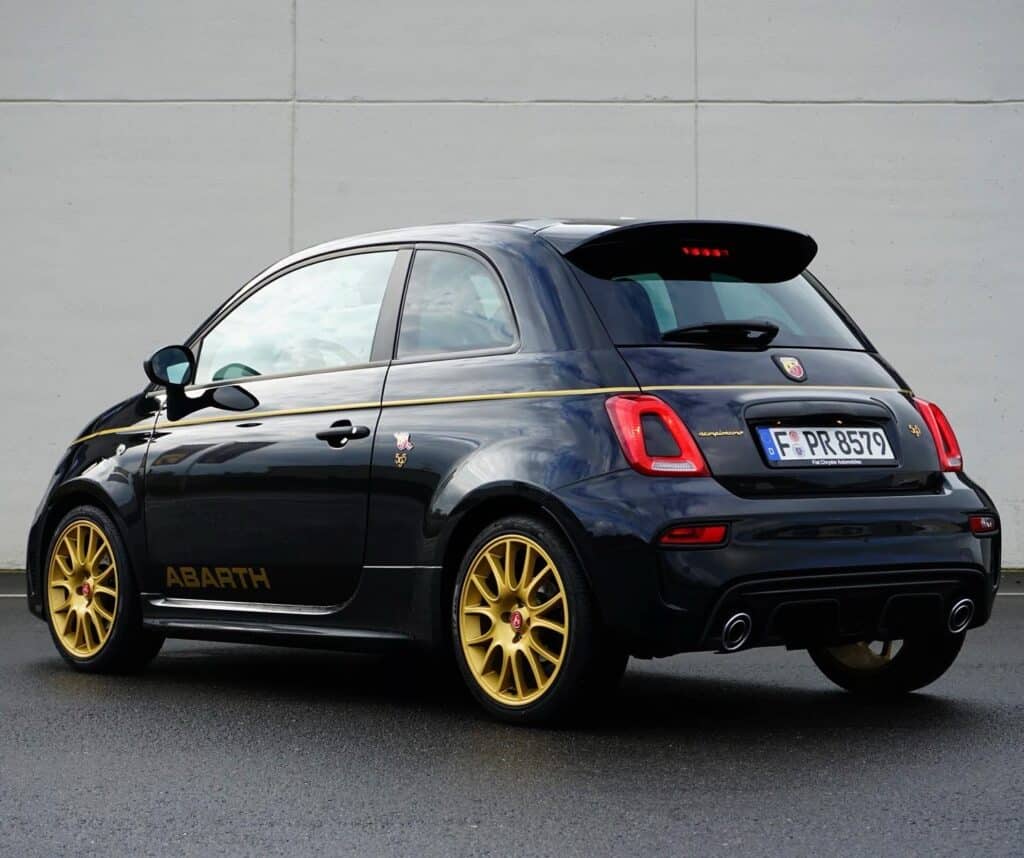 Abarth 595 Scorpioneoro - Ready to Gold - Limited Edition mit 165 PS 1 Readytogold - Abarth 595 Scorpioneoro