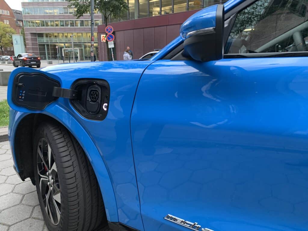 Ford Mustang Mach-E: Erste Fahrt mit dem Elektro-Crossover durch Hamburg 2 Ford Mustang Mach-E: Erste Fahrt mit dem Elektro-Crossover durch Hamburg