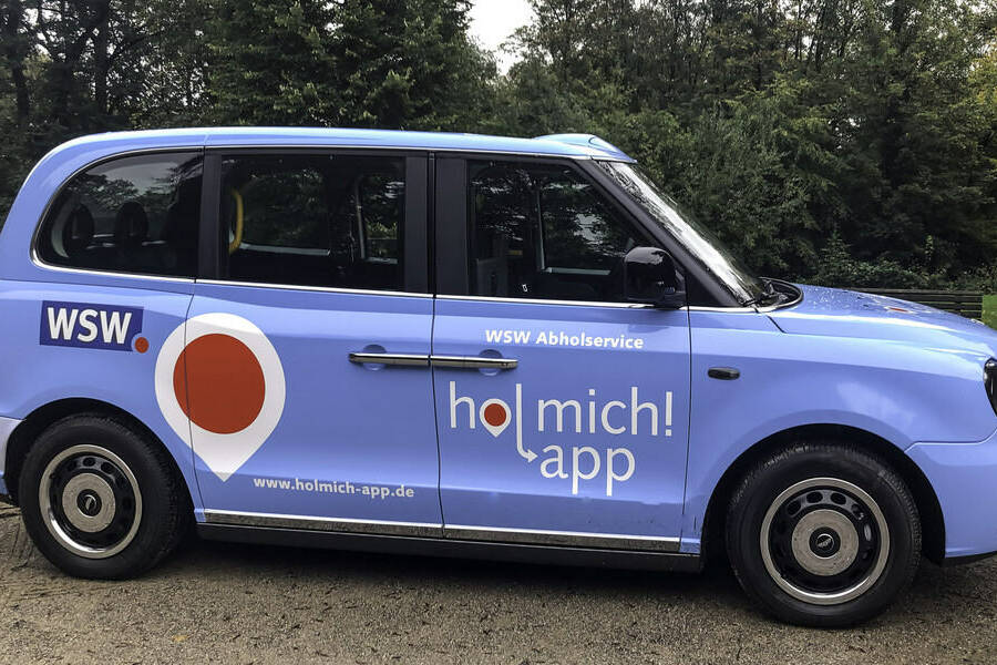 “Hol ich! App” schickt E-Mobile im London-Taxi-Look 4 “Hol ich! App” schickt E-Mobile im London-Taxi-Look