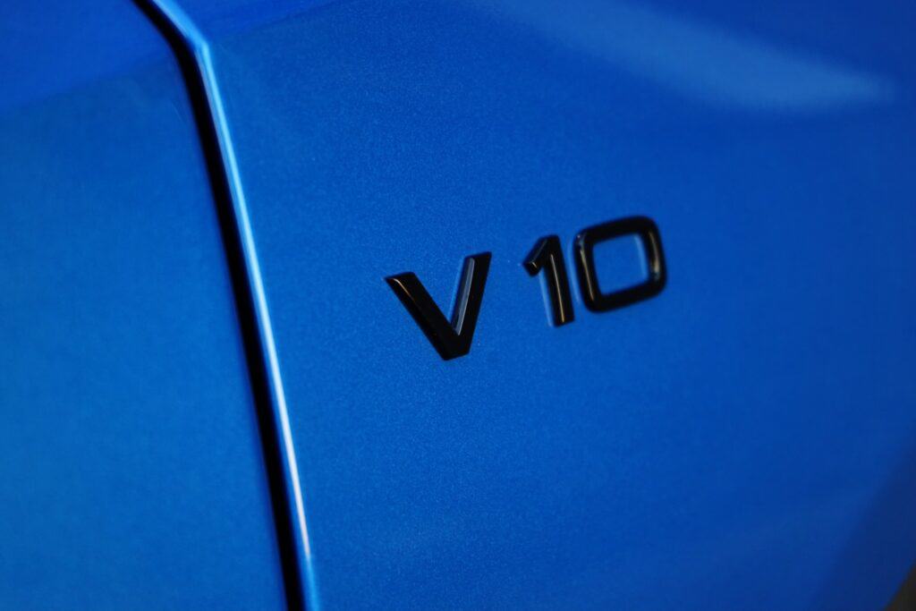 Audi R8 Spyder V10 RWD - Traum-Cabrio 2020? - (540 PS) I Supercar I POV I Test I Sound 2 2020 Audi R8 Spyder V10 RWD I Mein Traum-Cabrio 2020? I (540 PS) I Supercars I POV I Test I Sound